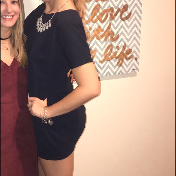 Medium tobi dress with open back - Picture 5 of 5